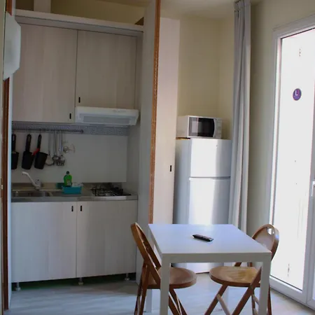 Rosa Hotel apartamentowy 3*