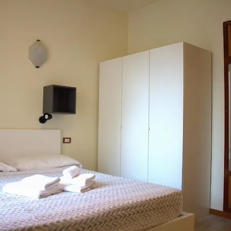 Rosa Aparthotel 3*
