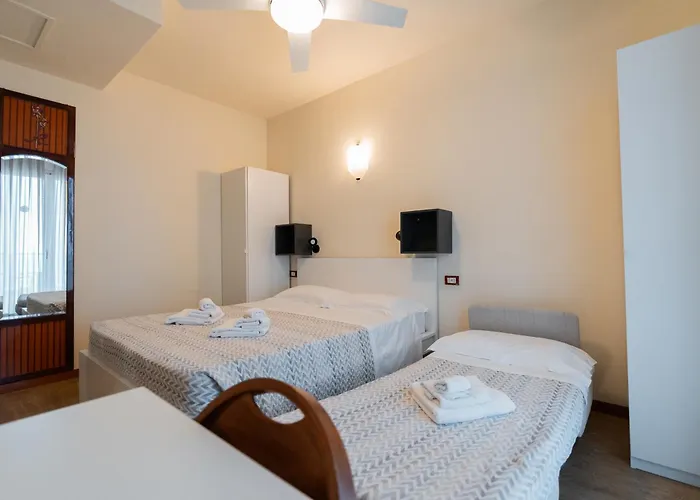 Rosa 3* Gabicce Mare